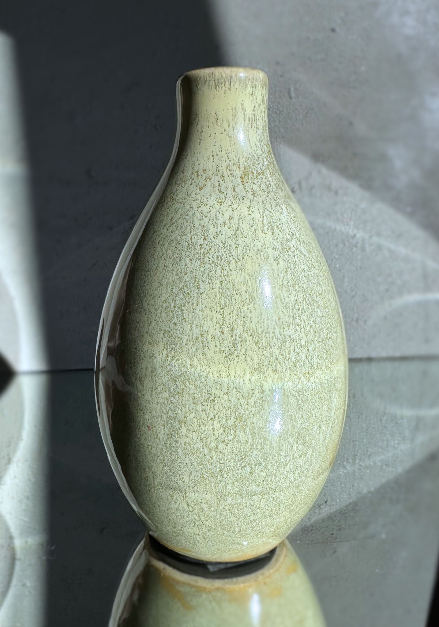 MCM GLAZED CERAMIC PEAR BUD VASE